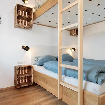 Tiny Haus 1 - Kirsche קרסברון אם בודנזי
